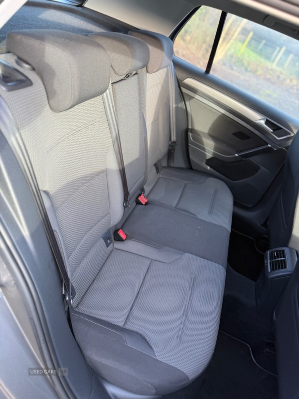 Used Volkswagen Golf 2014 for sale - 76866704: Photo 9