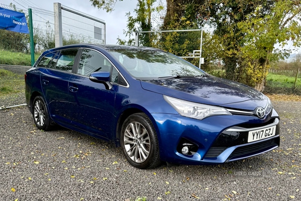 Used Toyota Avensis 2017 for sale - 76378274: Photo 2