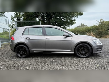 Used Volkswagen Golf 2014 for sale - 76032796: Photo
