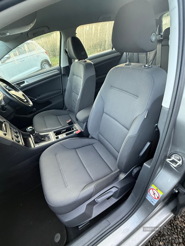 Used Volkswagen Golf 2014 for sale - 76032796: Photo 8