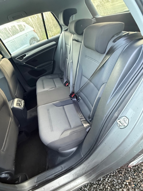 Used Volkswagen Golf 2014 for sale - 76032796: Photo 9