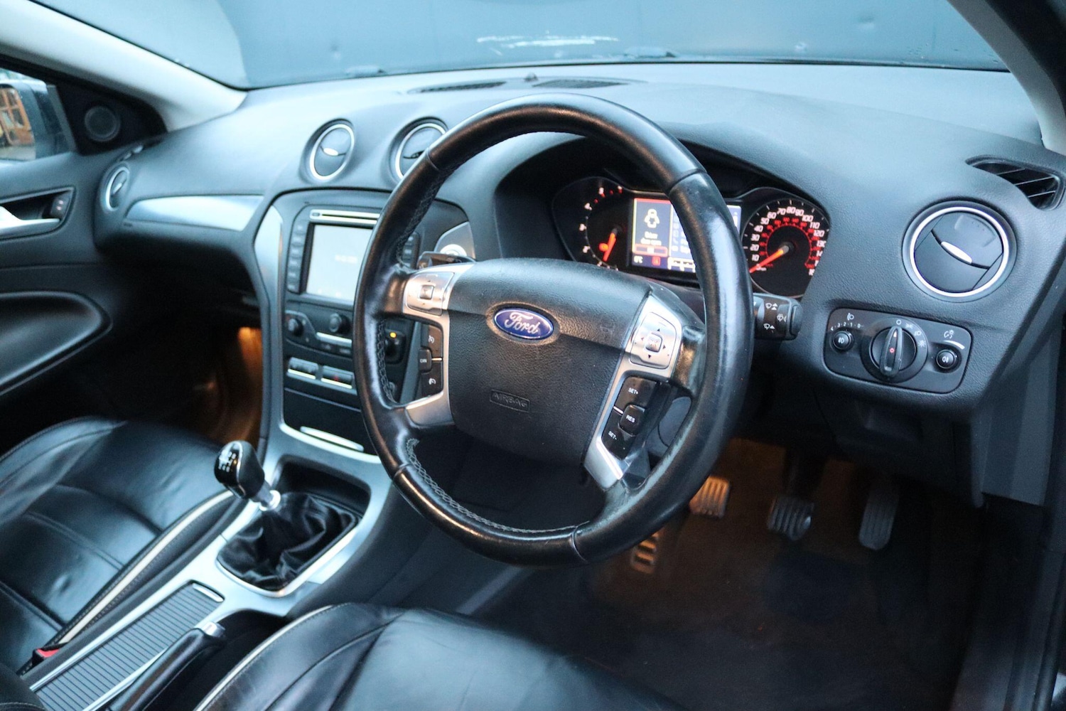 Used Ford Mondeo 2014 for sale - 77725431: Photo 2