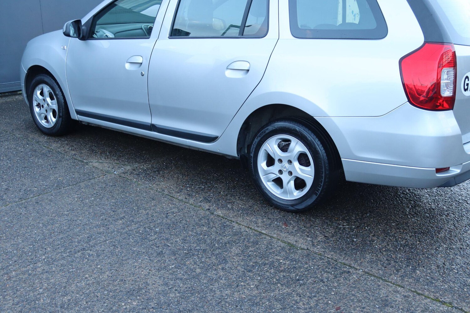 Used Dacia Logan MCV 2015 for sale - 77725434: Photo 14