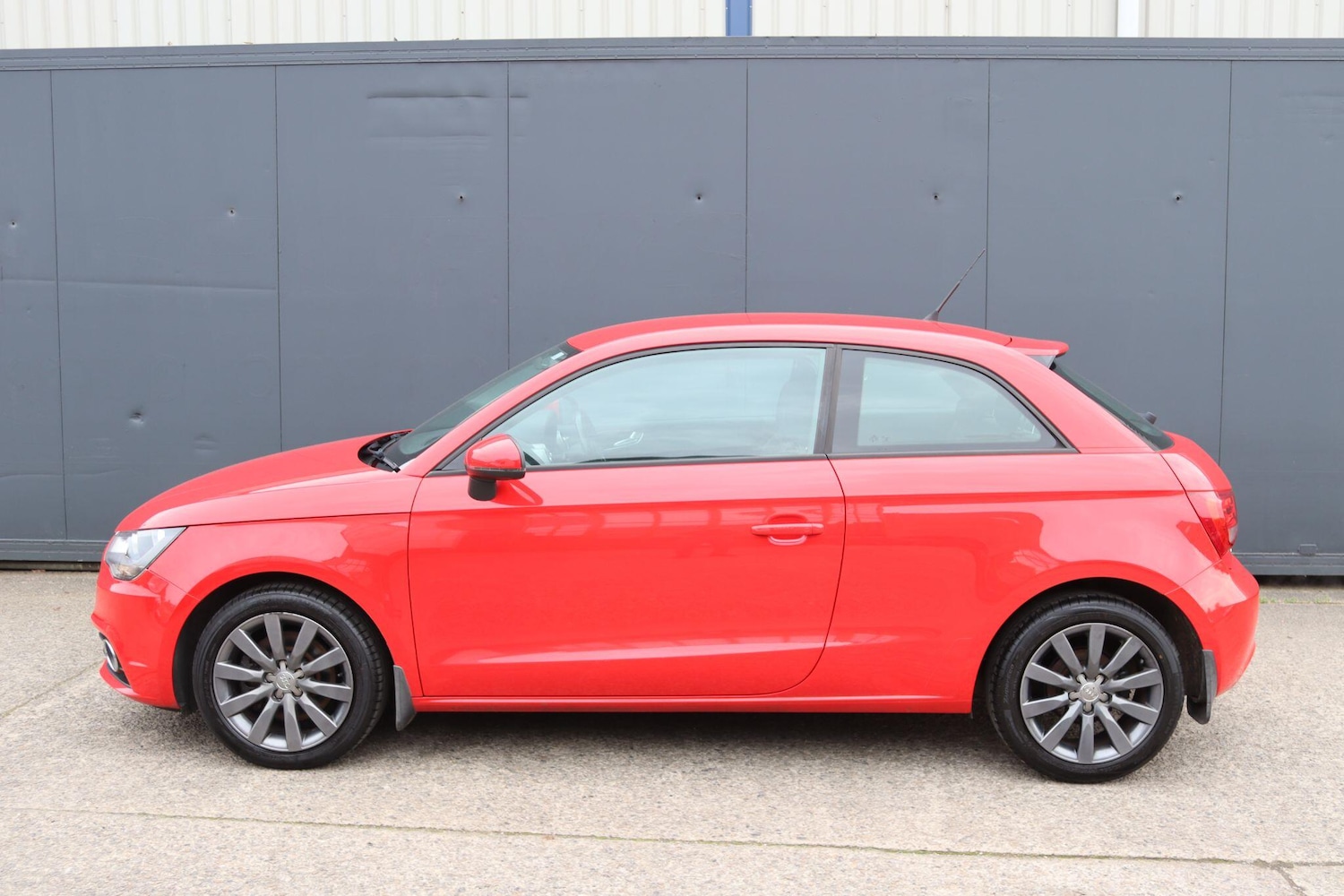 Used Audi A1 2011 for sale - 78007207: Photo 17
