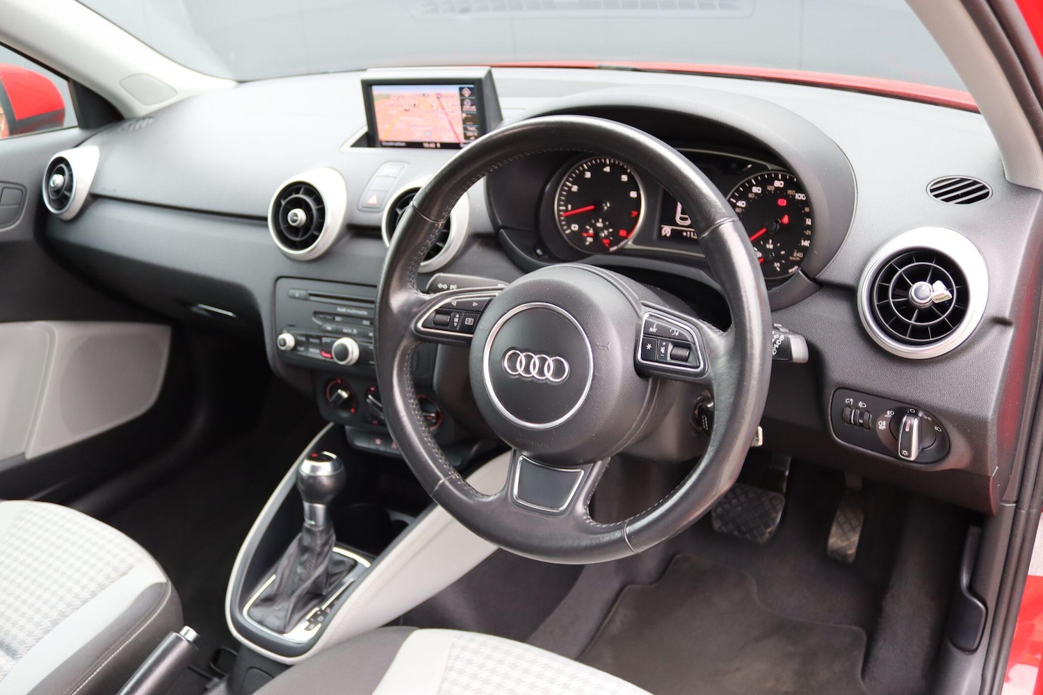 Used Audi A1 2011 for sale - 78007207: Photo 19