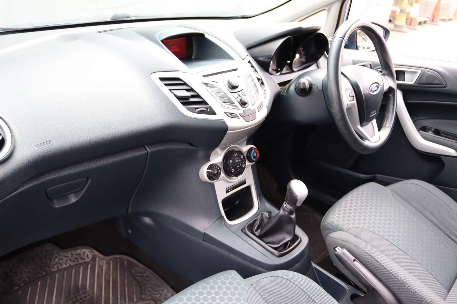 Used Ford Fiesta 2013 for sale - 77725433: Photo 22