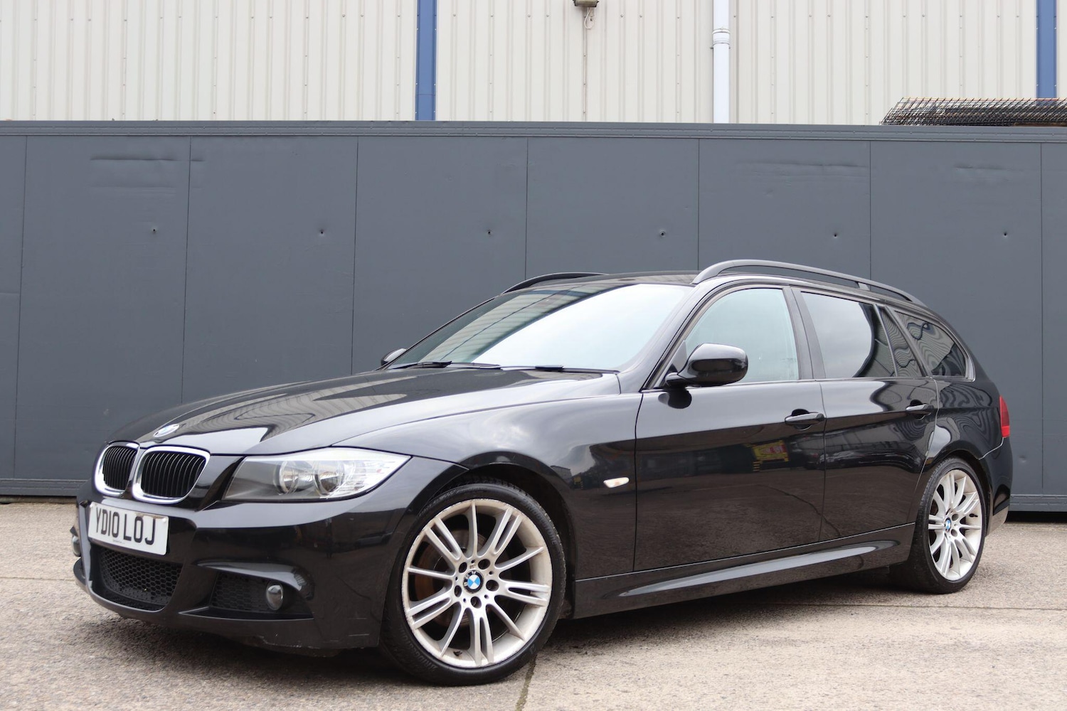 Used BMW 3 Series 2010 for sale - 78020352: Photo 1