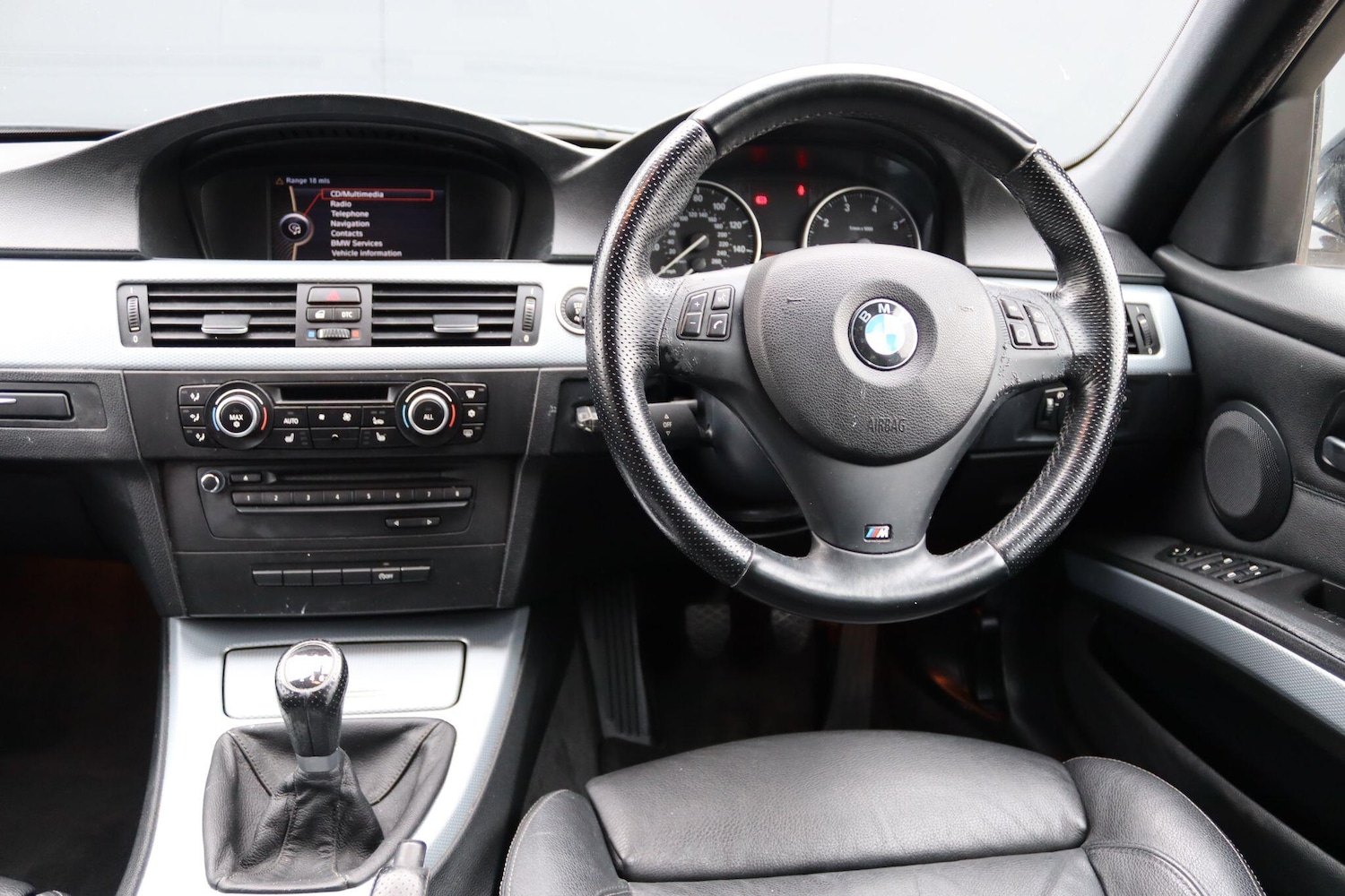 Used BMW 3 Series 2010 for sale - 78020352: Photo 18