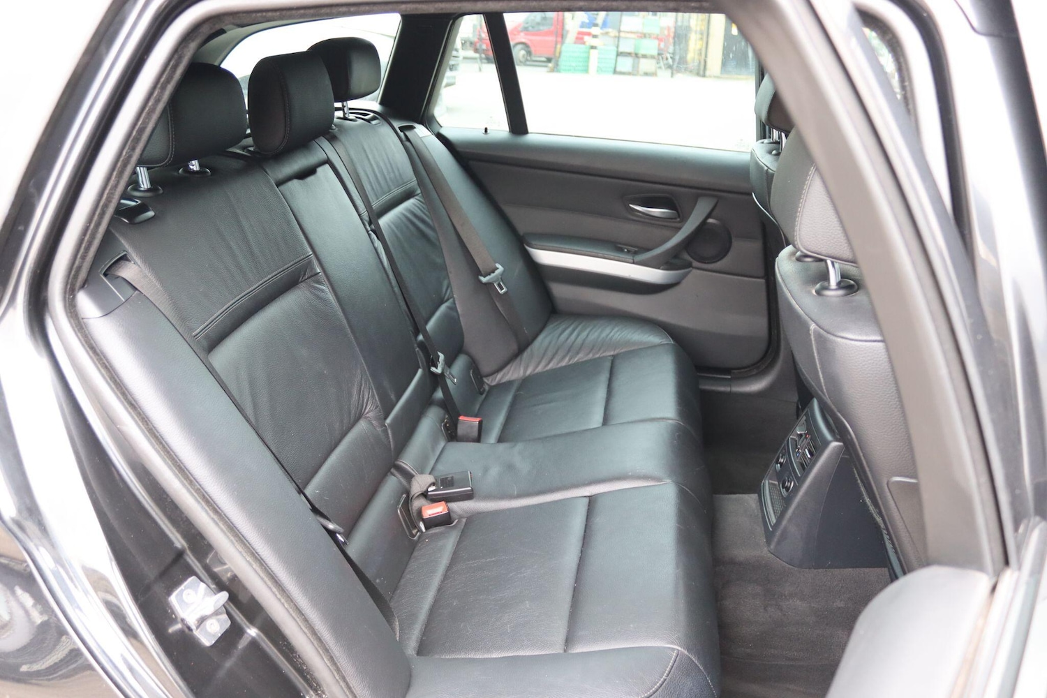 Used BMW 3 Series 2010 for sale - 78020352: Photo 23