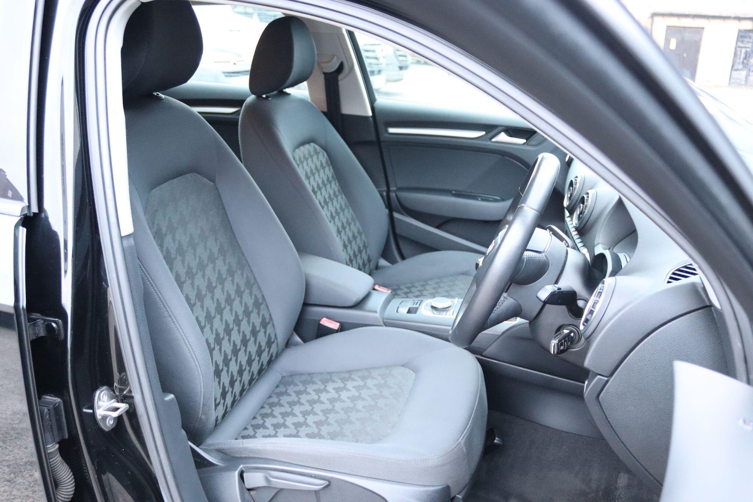 Used Audi A3 for sale - 77723429: Photo 3