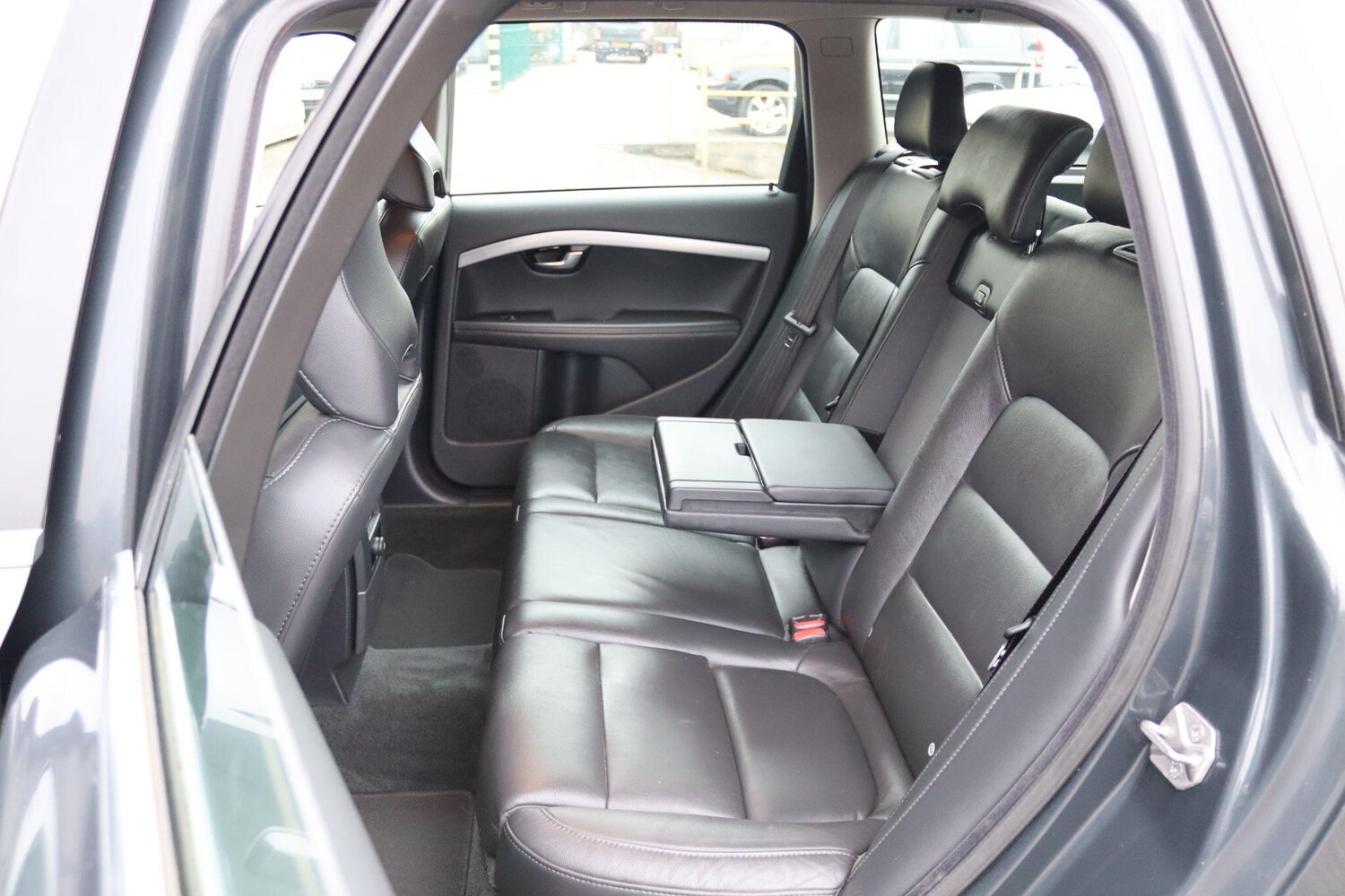 Used Volvo V70 for sale - 77722666: Photo 28