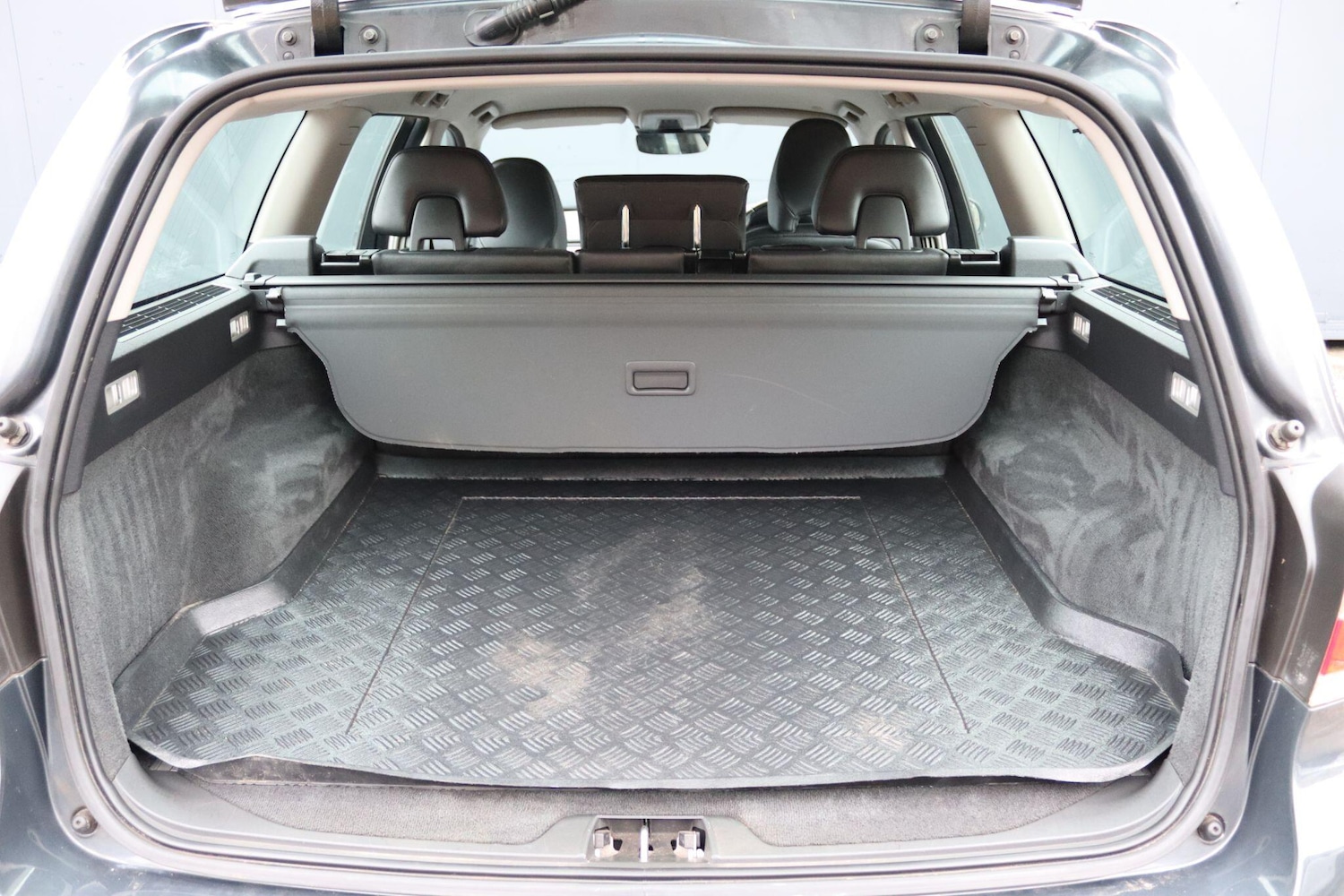 Used Volvo V70 for sale - 77722666: Photo 35