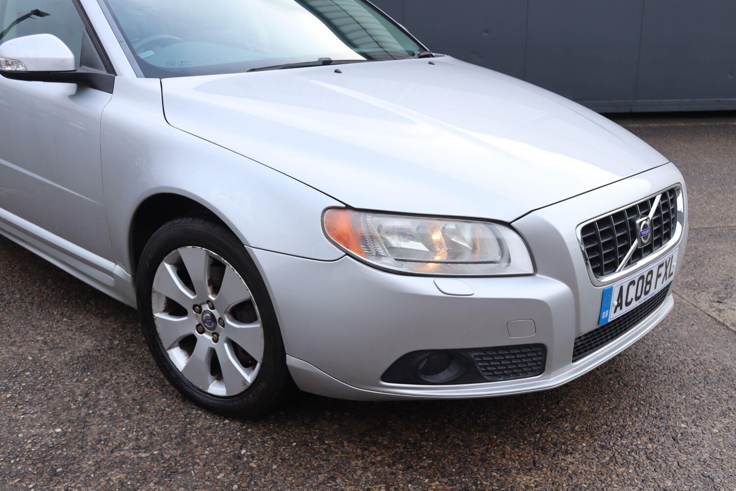 Used Volvo V70 for sale - 77722565: Photo 11