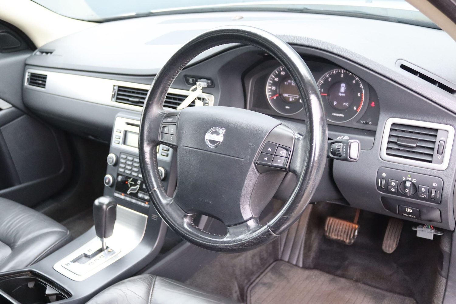 Used Volvo V70 for sale - 77722565: Photo 21