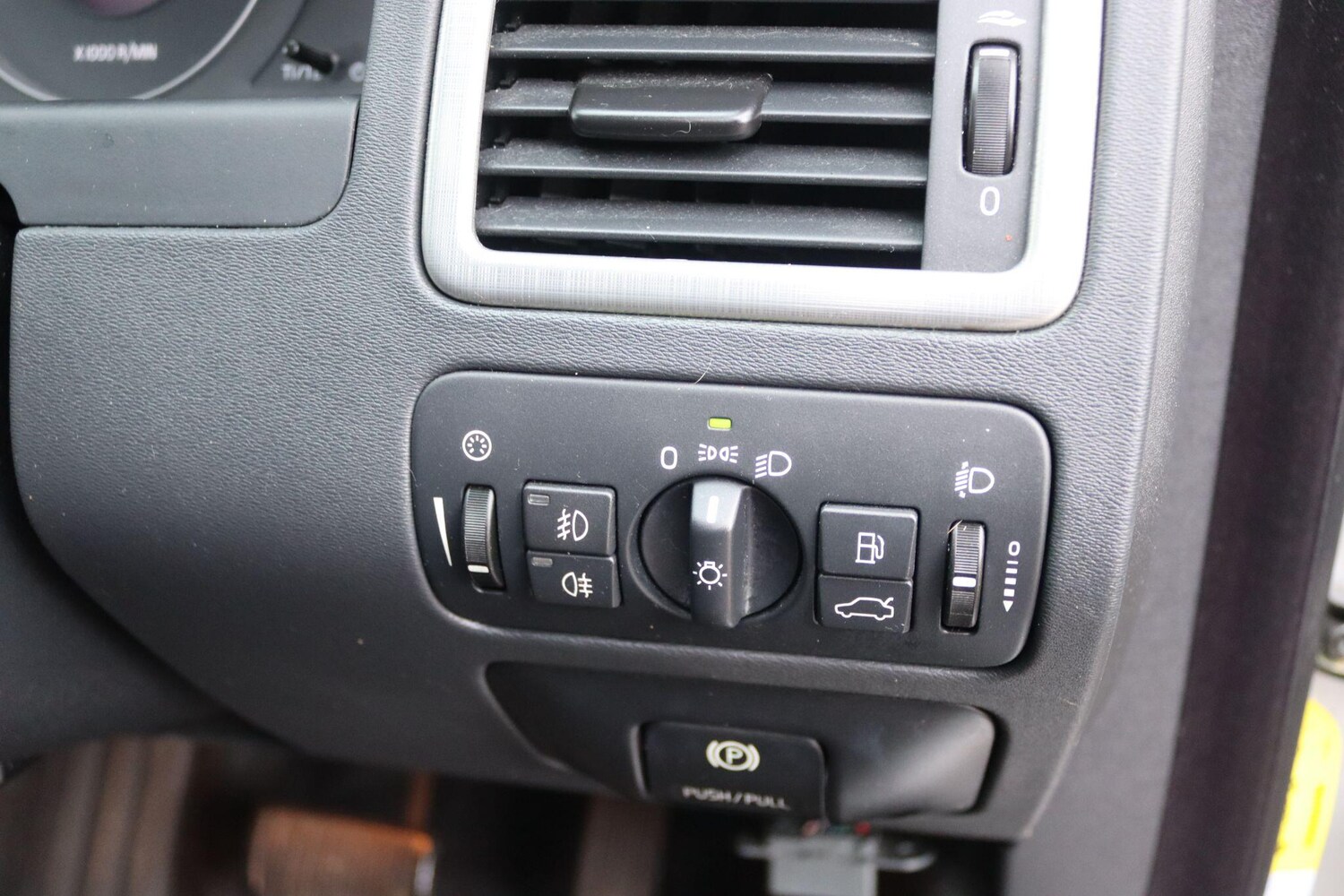 Used Volvo V70 for sale - 77722565: Photo 23