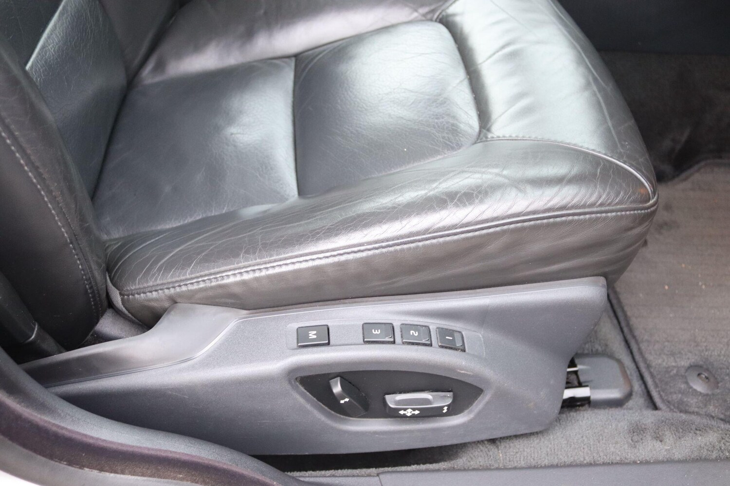 Used Volvo V70 for sale - 77722565: Photo 24