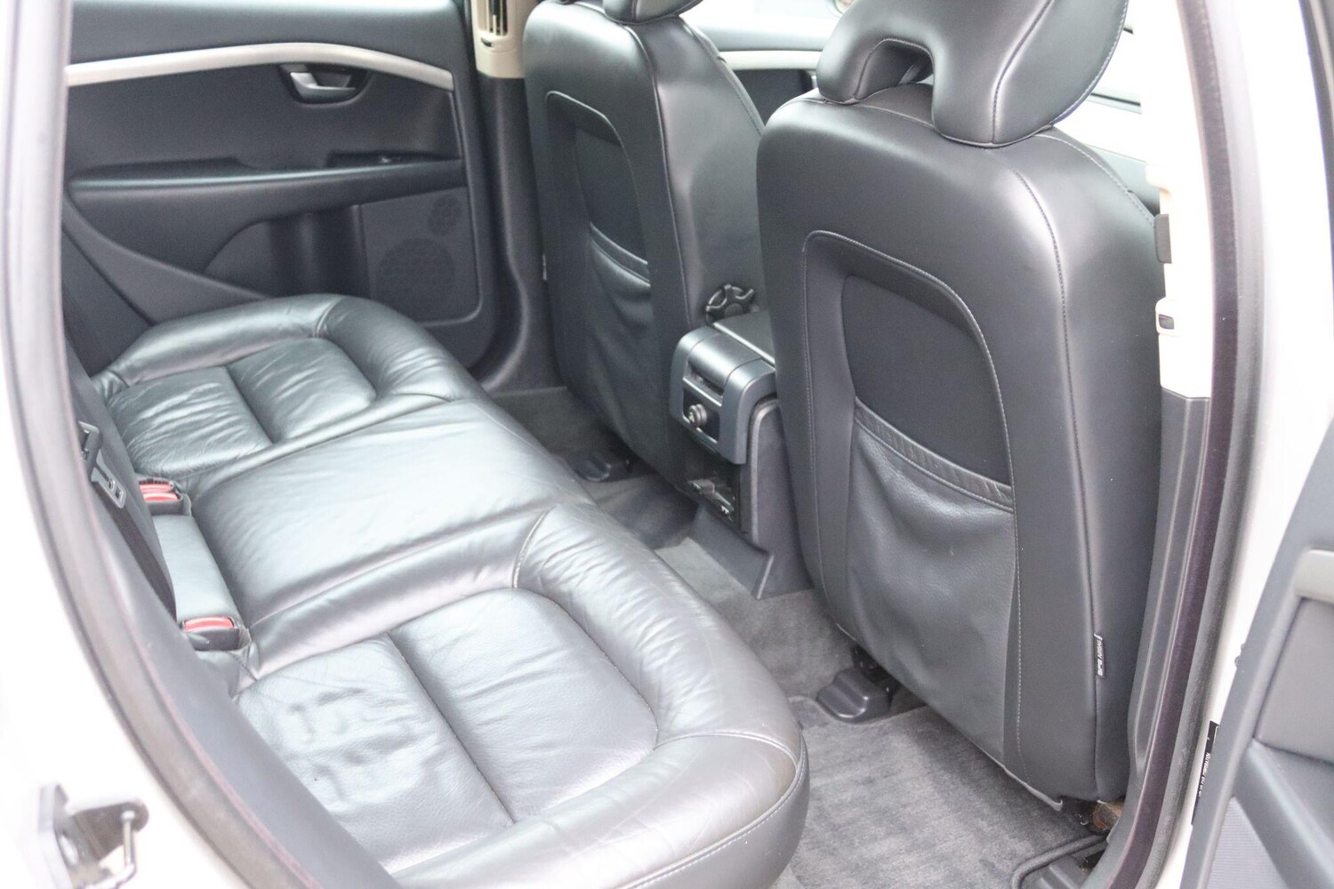 Used Volvo V70 for sale - 77722565: Photo 27