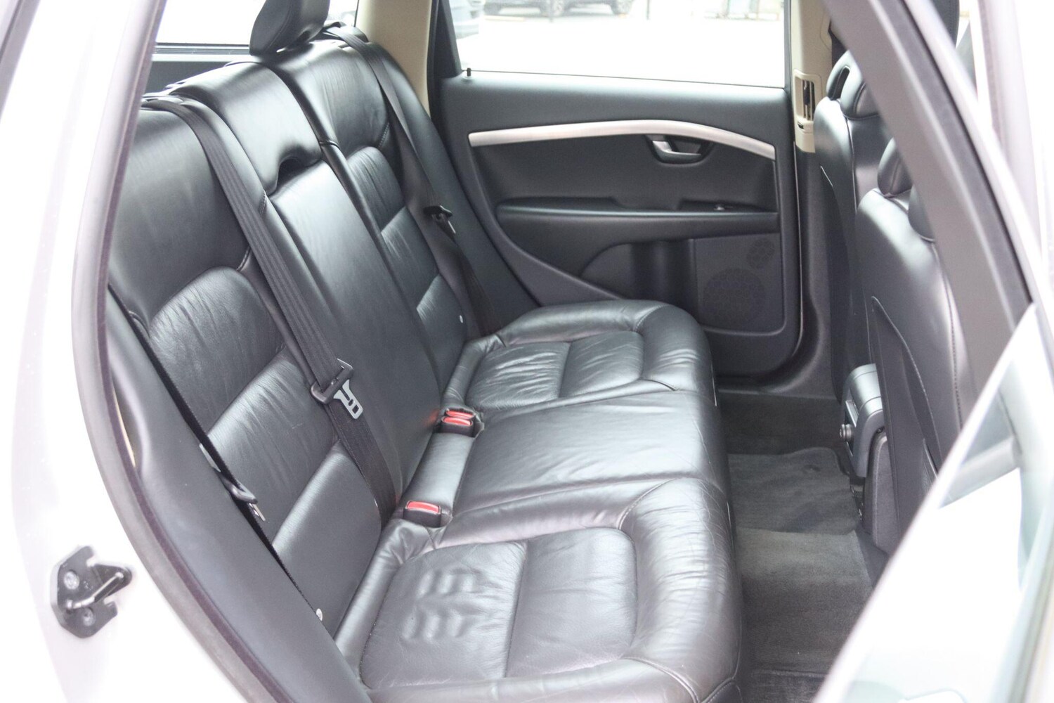 Used Volvo V70 for sale - 77722565: Photo 28