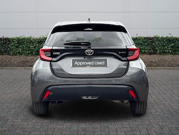 Used Toyota Yaris 2024 for sale - 79026904: Photo
