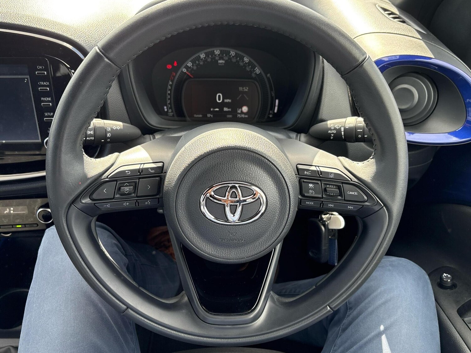 Used Toyota Aygo X 2023 for sale - 75842442: Photo 8