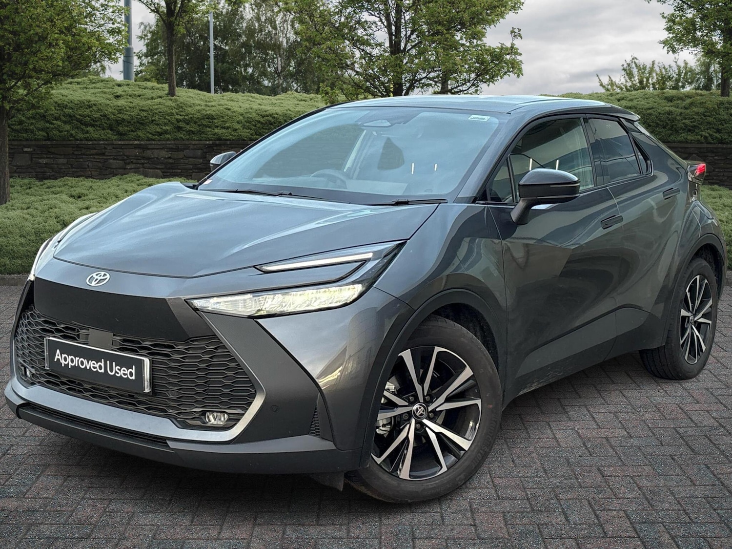 Used Toyota C-HR 2025 for sale - 77672823: Photo 3