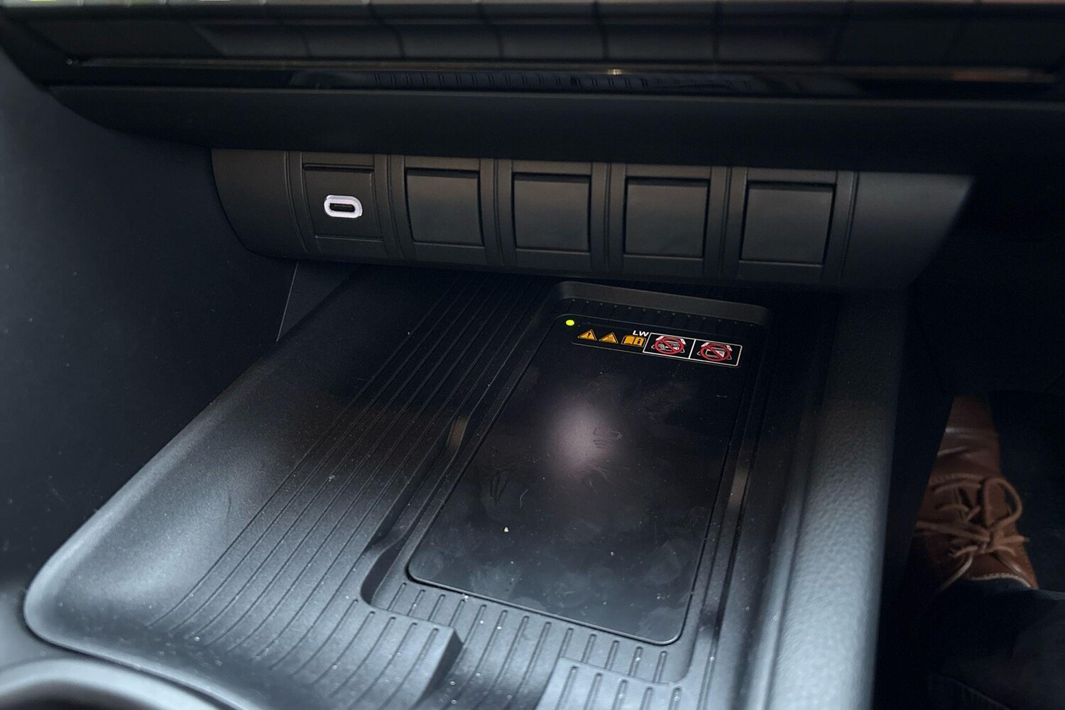 Used Toyota C-HR 2025 for sale - 77672823: Photo 41