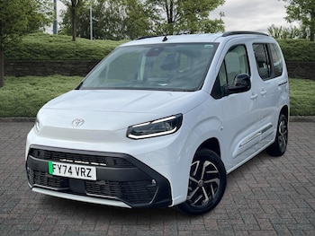 Used Toyota PROACE CITY Verso 2024 for sale - 76389741: Photo