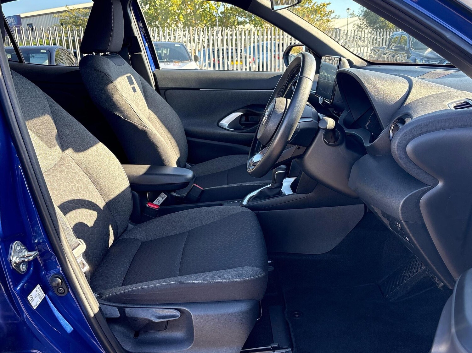 Used Toyota Yaris 2022 for sale - 76139706: Photo 11