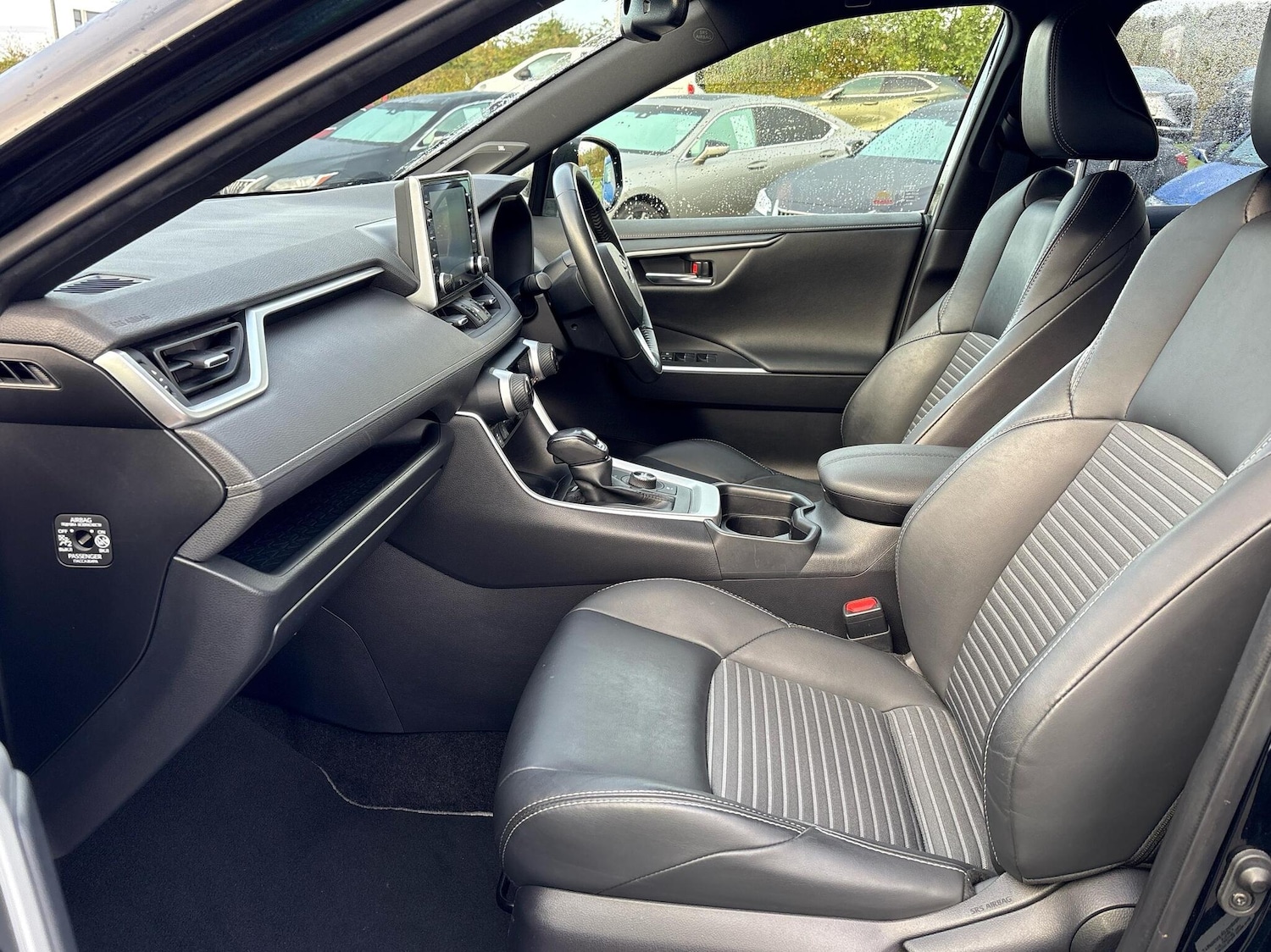 Used Toyota RAV4 2021 for sale - 76528694: Photo 10