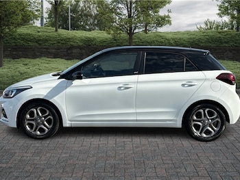 Used Hyundai i20 2019 for sale - 75509200: Photo