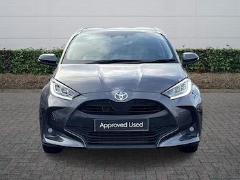 Used Toyota Yaris 2024 for sale - 77157560: Photo