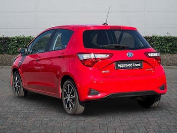 Used Toyota Yaris 2018 for sale - 77840886: Photo