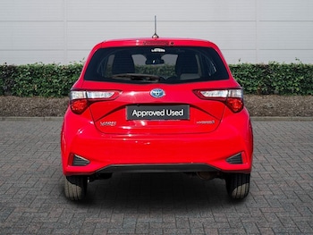 Used Toyota Yaris 2018 for sale - 77840886: Photo