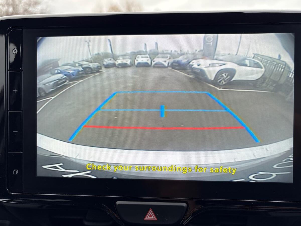 Used Toyota Yaris 2024 for sale - 76563178: Photo 19