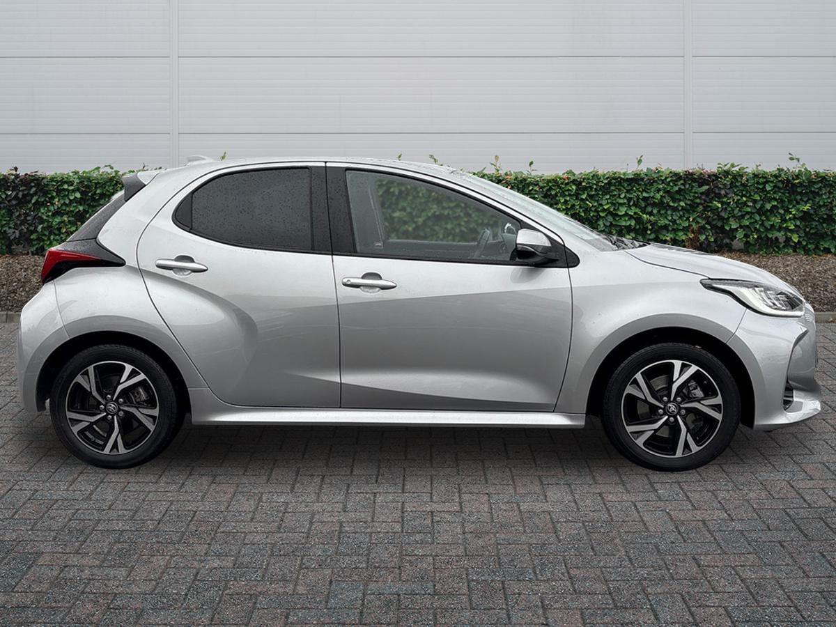 Used Toyota Yaris 2024 for sale - 76563178: Photo 5