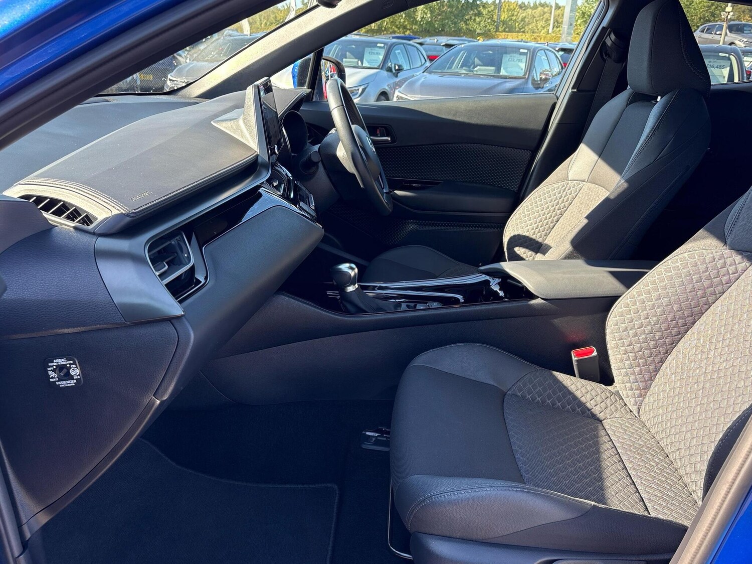 Used Toyota C-HR 2022 for sale - 75842348: Photo 17