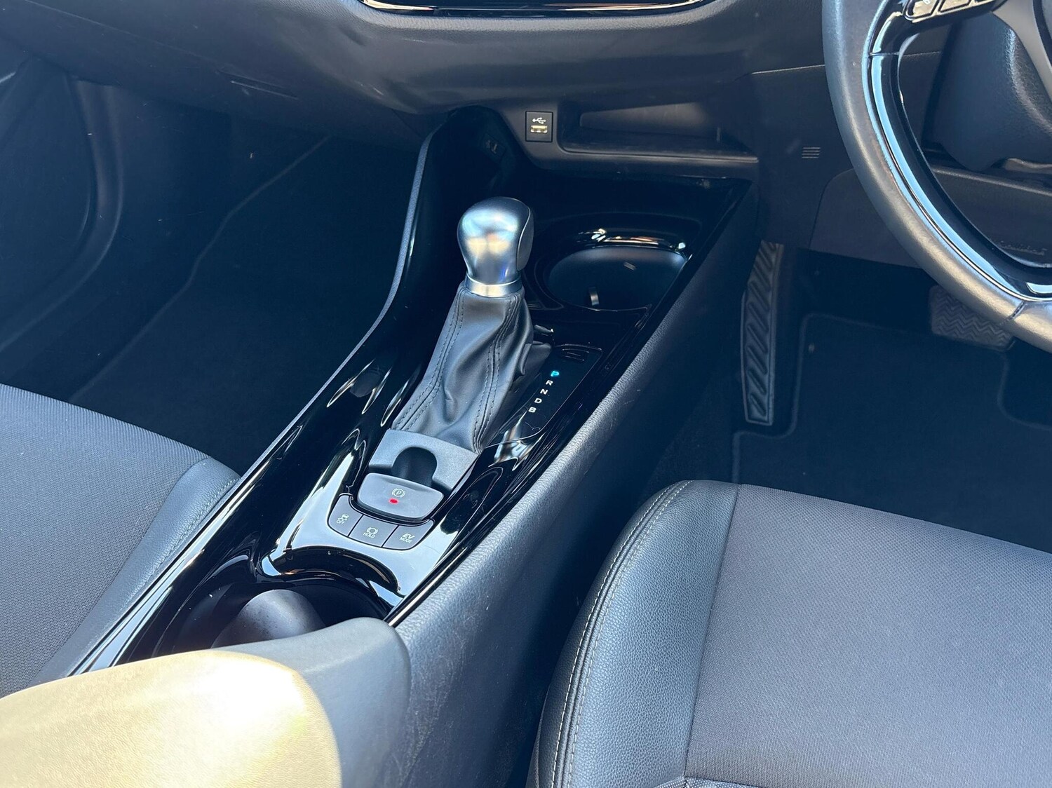 Used Toyota C-HR 2022 for sale - 75842348: Photo 6