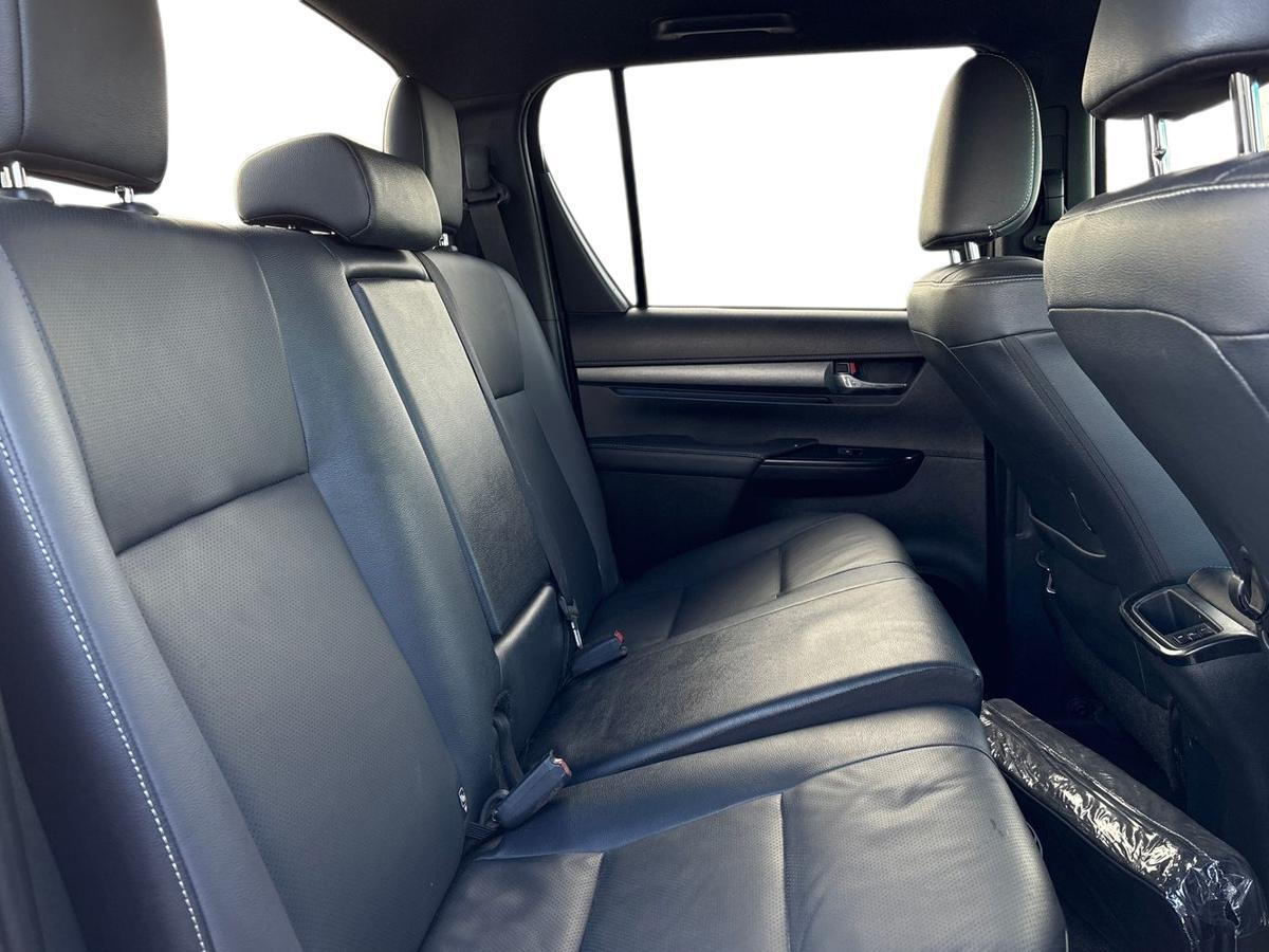 Used Toyota Hilux 2023 for sale - 76800732: Photo 15
