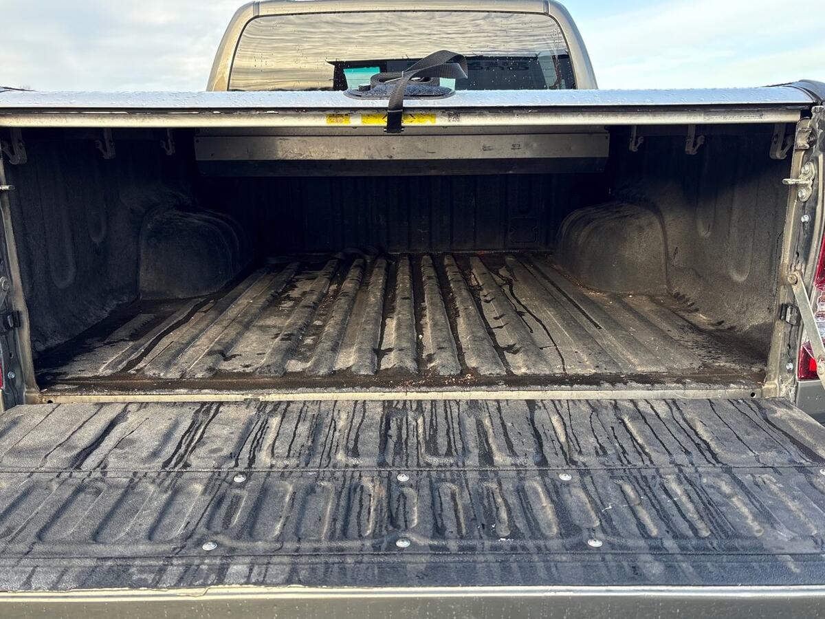 Used Toyota Hilux 2023 for sale - 76800732: Photo 16