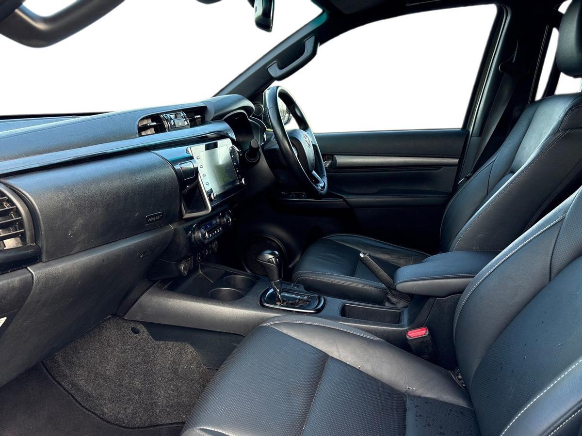 Used Toyota Hilux 2023 for sale - 76800732: Photo 7