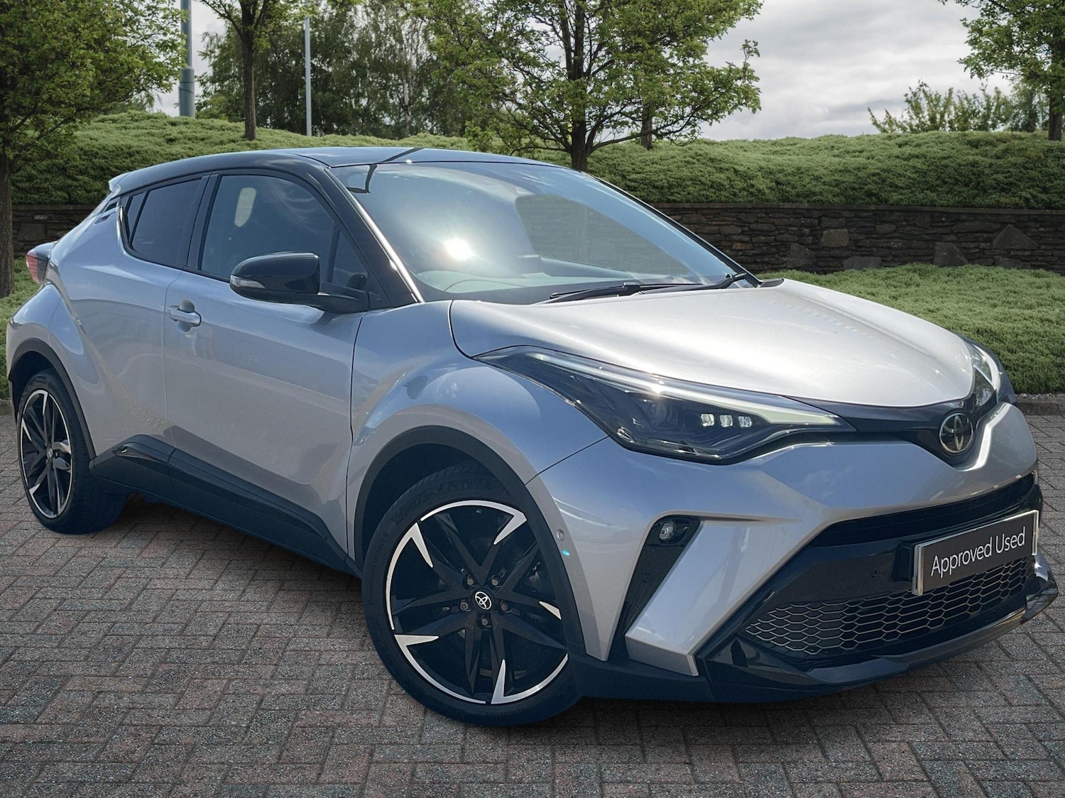 Used Toyota C-HR 2023 for sale - 76123959: Photo 1