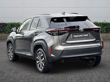 Used Toyota Yaris 2023 for sale - 77484879: Photo