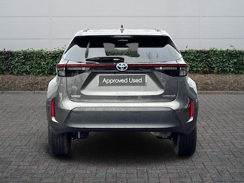 Used Toyota Yaris 2023 for sale - 77484879: Photo