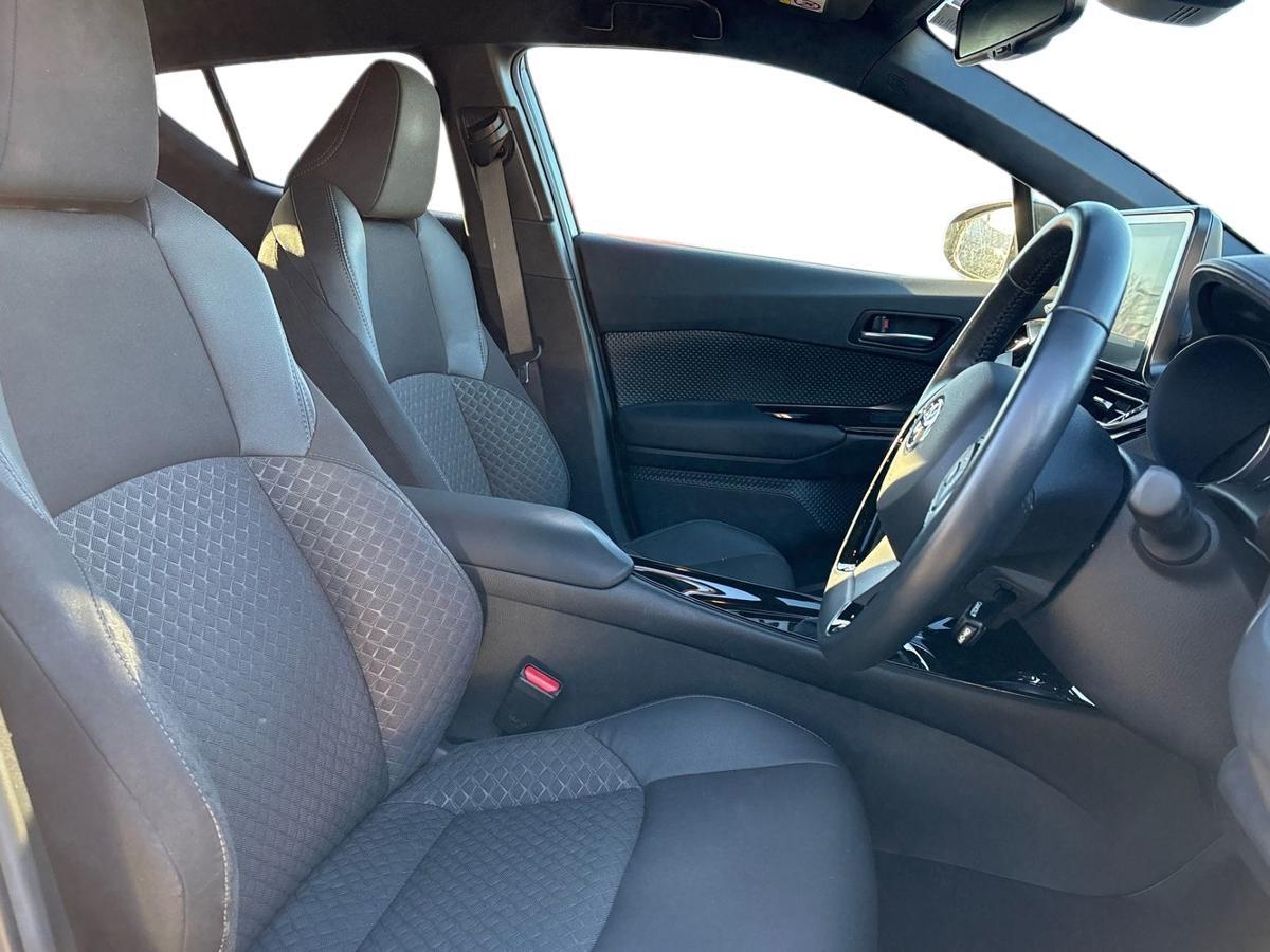 Used Toyota C-HR 2023 for sale - 77124369: Photo 12