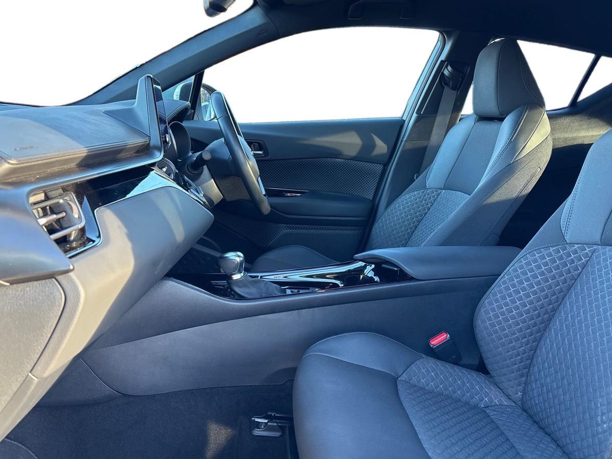 Used Toyota C-HR 2023 for sale - 77124369: Photo 7