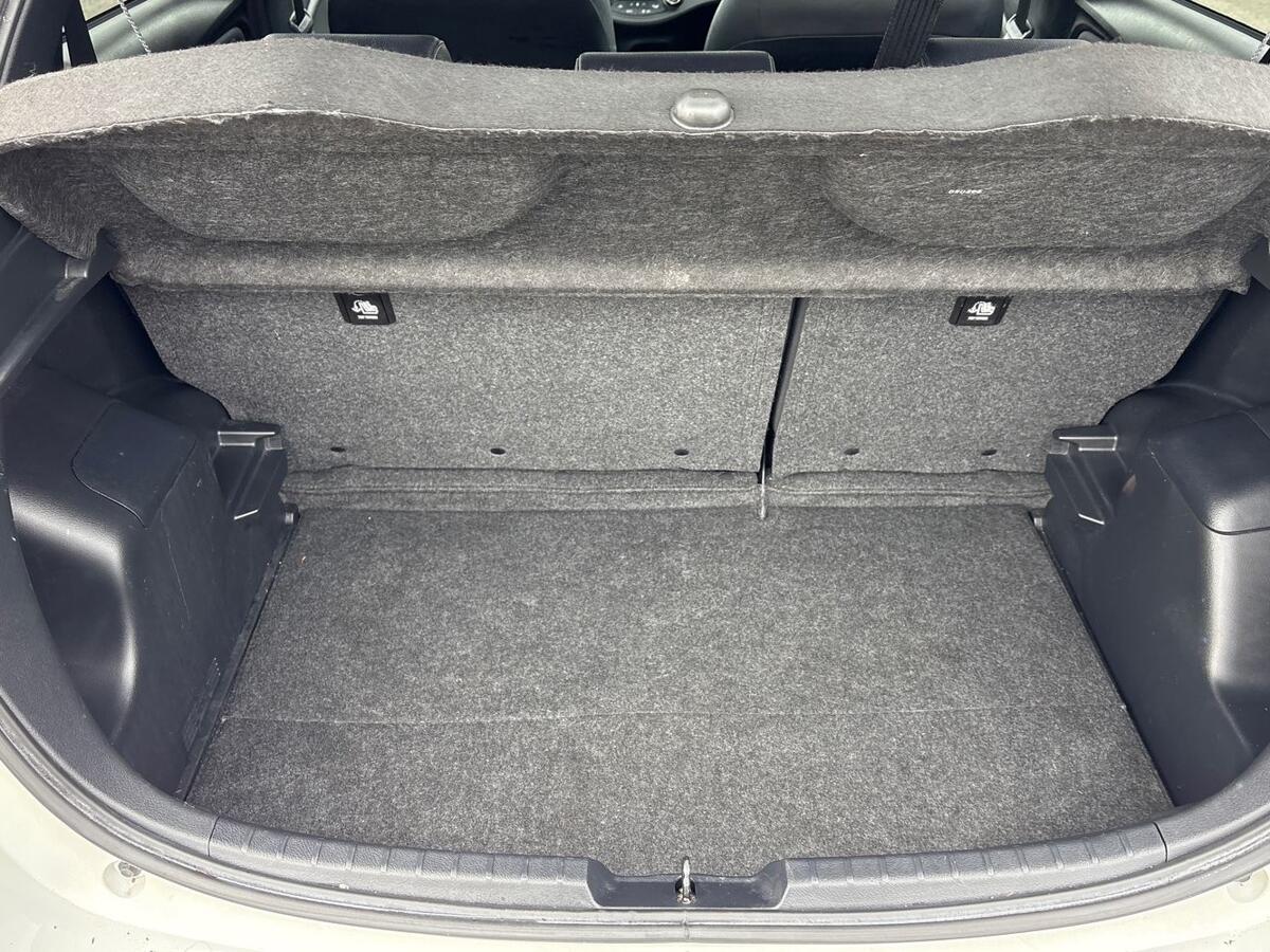 Used Toyota Yaris 2019 for sale - 78088167: Photo 10