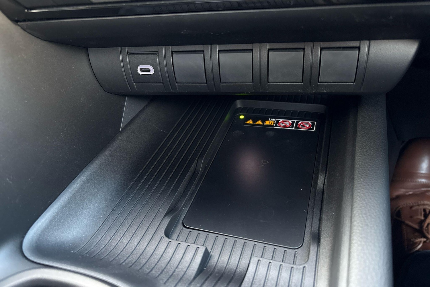 Used Toyota C-HR 2025 for sale - 76635365: Photo 12