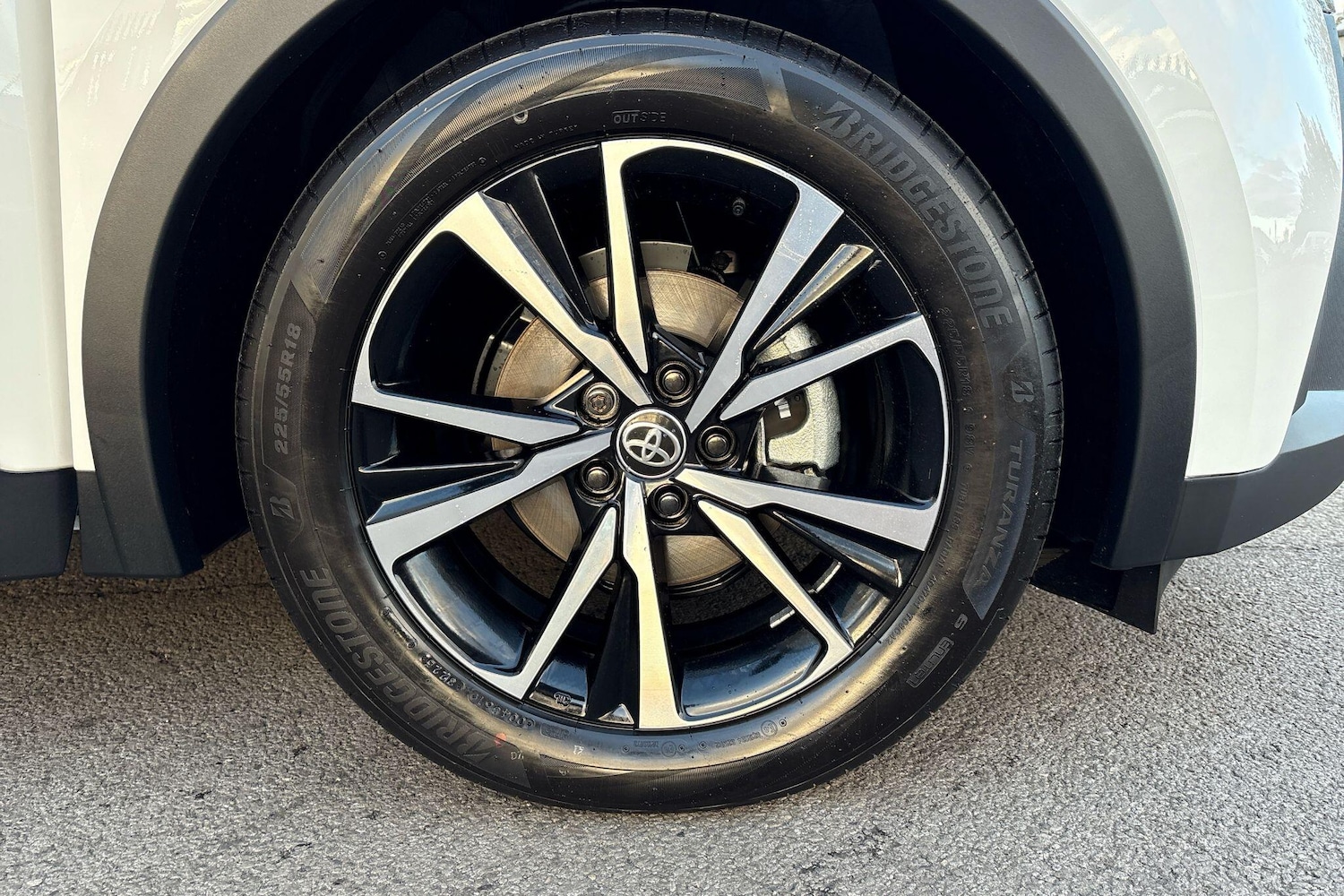 Used Toyota C-HR 2025 for sale - 76635365: Photo 26