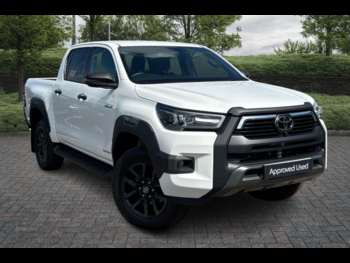 Used Toyota Hilux 2023 for sale - 74442940: Photo