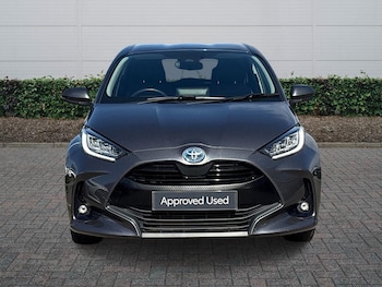 Used Toyota Yaris 2023 for sale - 77994859: Photo